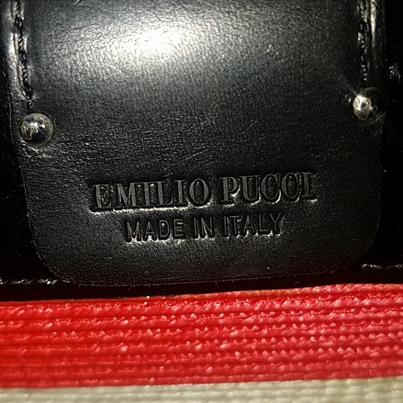 Authentic Emilio Pucci Cluth w/ Detachable Straps - Picture 2 of 3